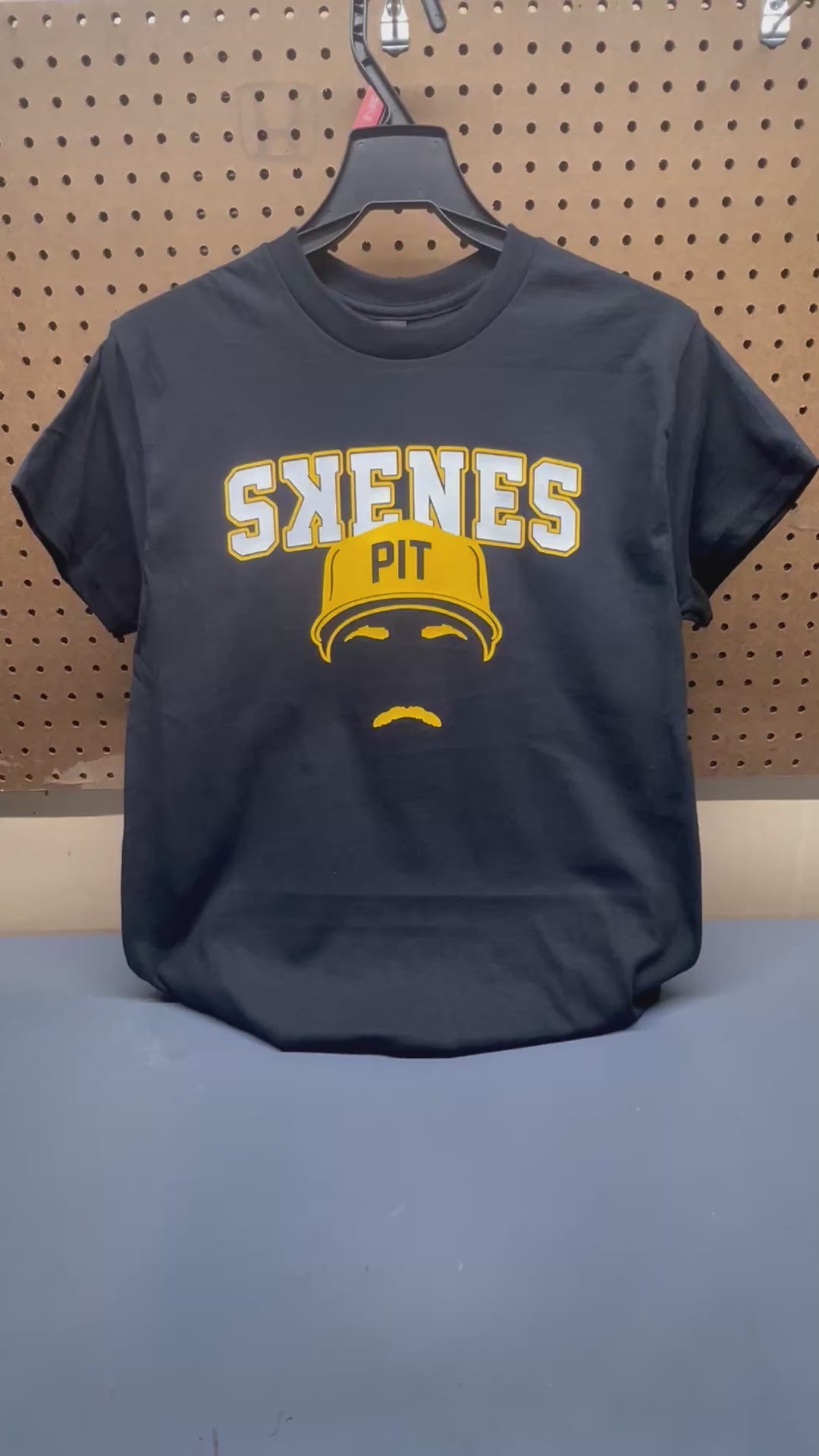 Skenes T-Shirt