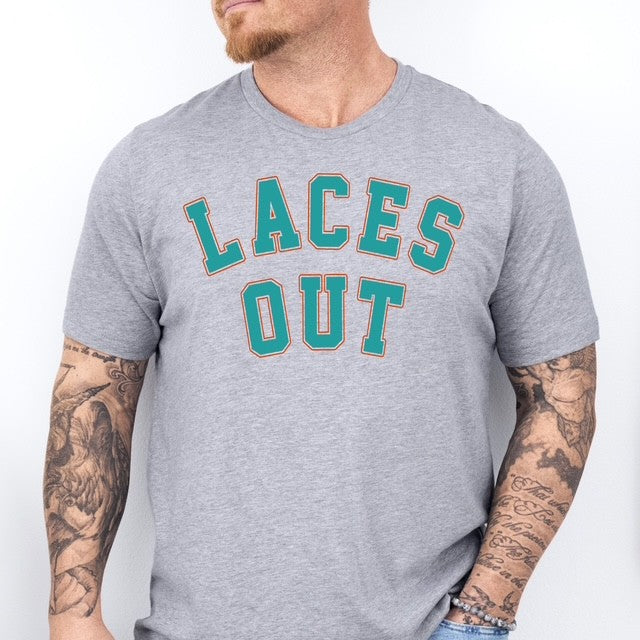 Laces Out